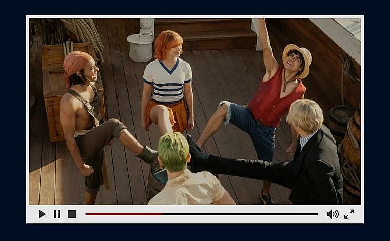 The Straw Hat Pirates: Monkey D. Luffy (Iñaki Godoy), Roronoa Zoro (Mackenyu...